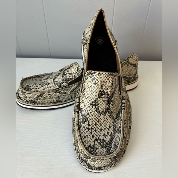 Ariat Other - NWOT Ariat Men's Snakeskin Loafers - Black and Cream Size 11B